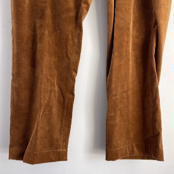 Polo Ralph Lauren Classic Fit wide tooth corduroy straight leg flat front pants - Picture 3 of 7